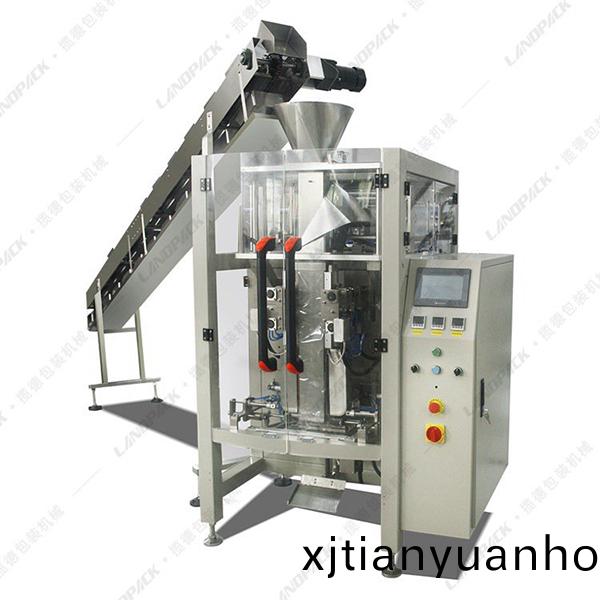 堅(jian)菓炒貨包(bao)裝機(ji)